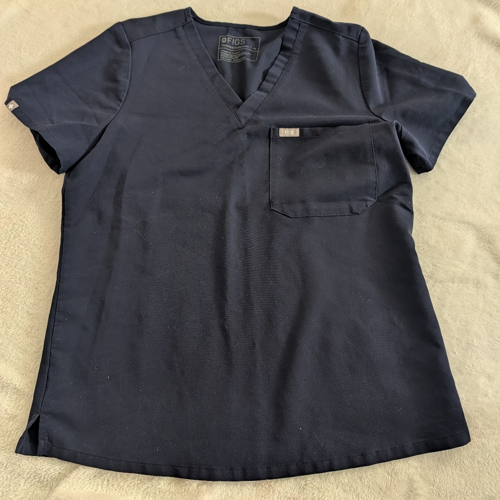 Figs Scrub Top
